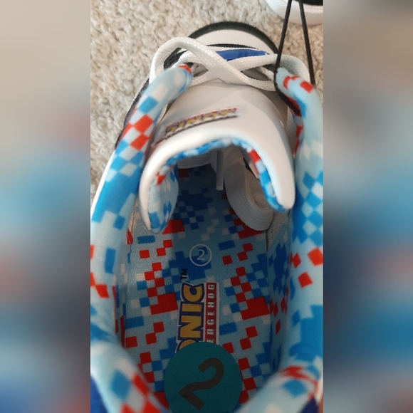 Groundup sonic shoes - Picture 6 of 6